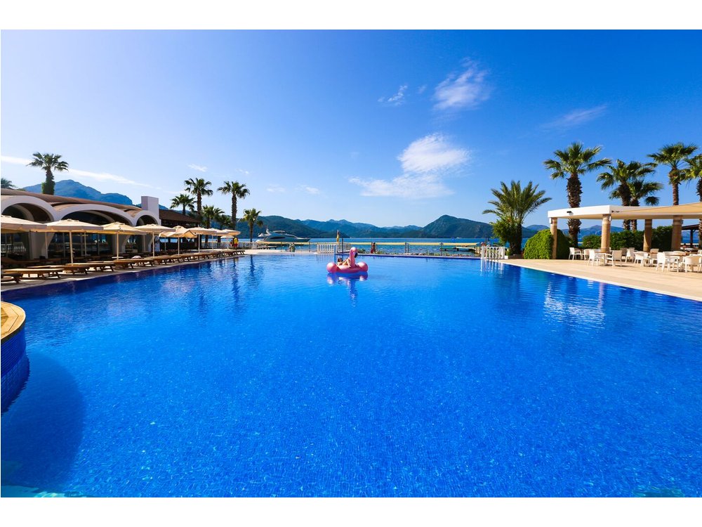 Fortezza Beach Resort