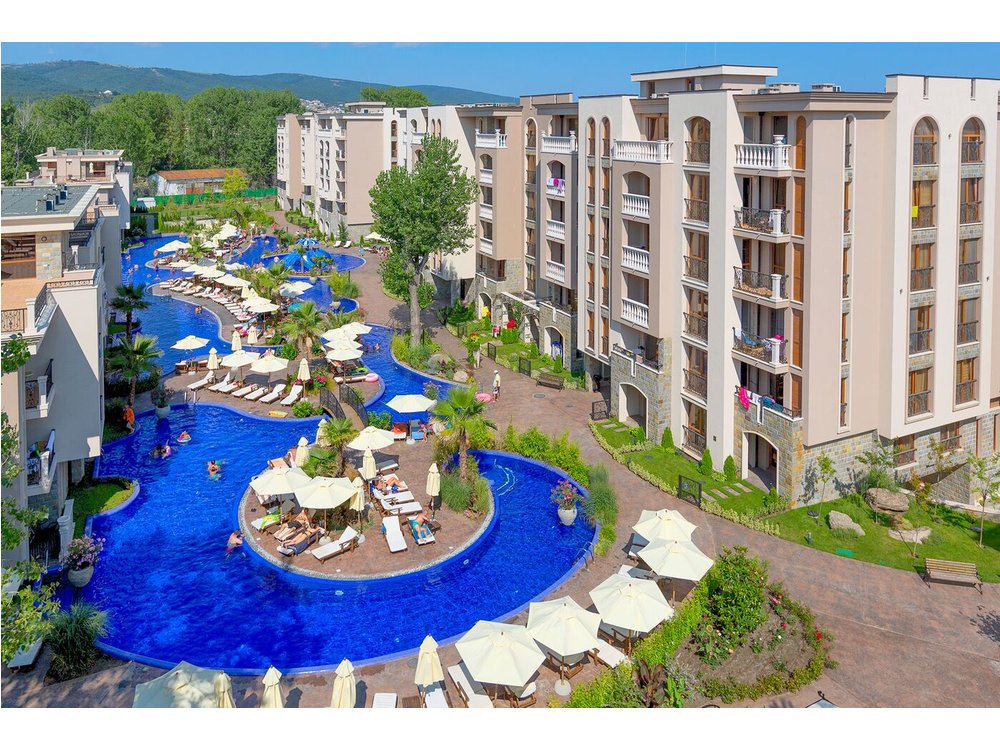 Cascadas Family Resort