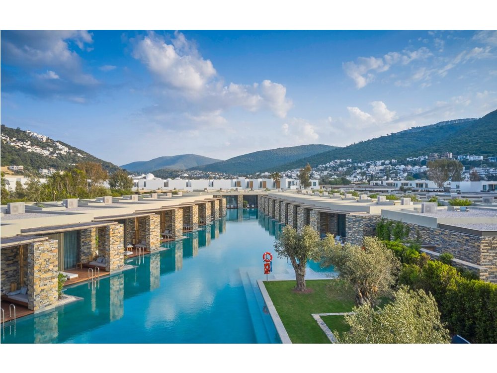 Voyage Torba and Private