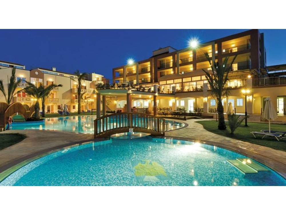 Selini Suites