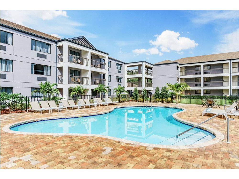Courtyard by Marriott LBV at Vista Centre