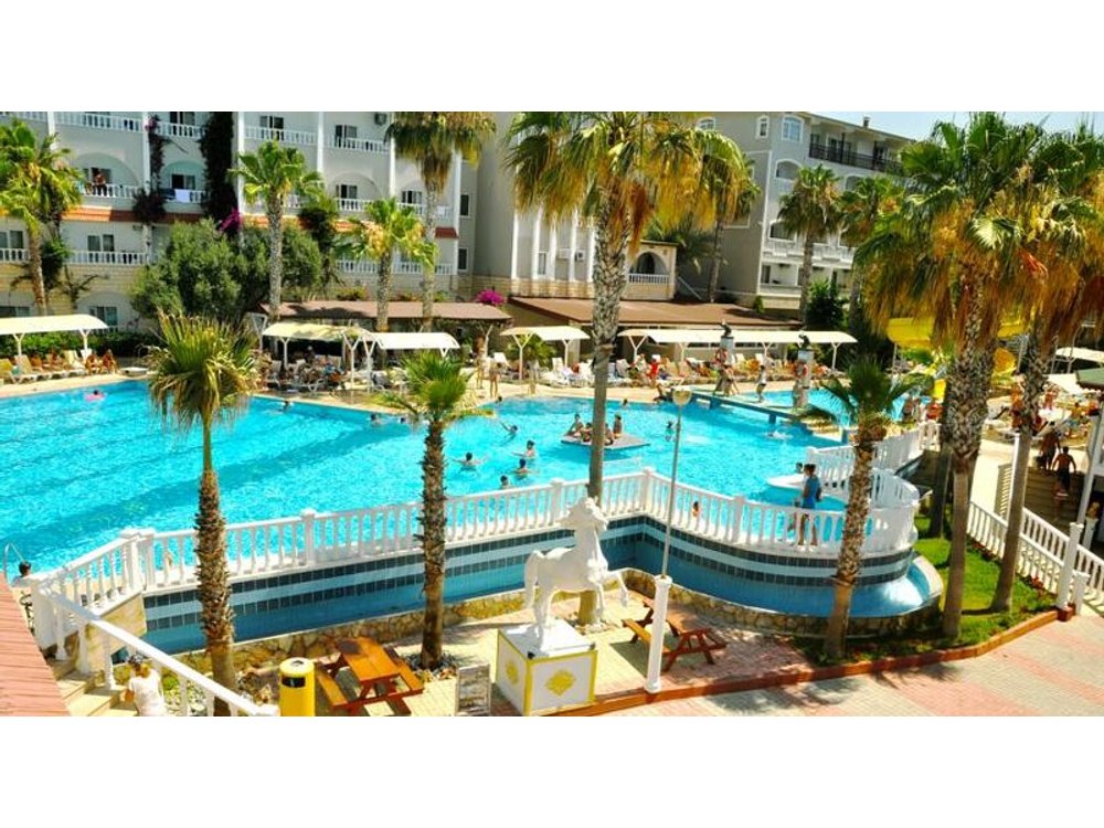 Seven Seas Palmeras Bay Hotel