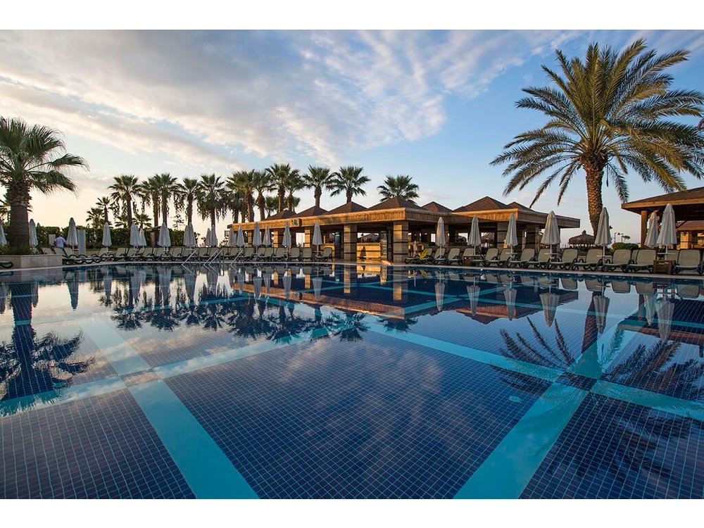 Crystal Tat Beach Golf Resort And Spa
