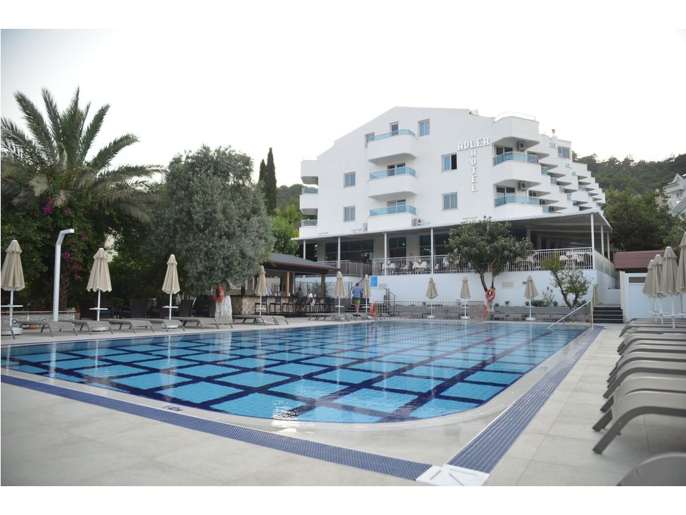 Hotel Adler