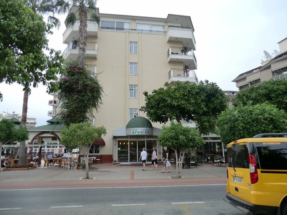 Riviera Hotel