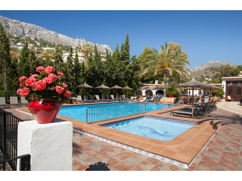 Sunsea Village