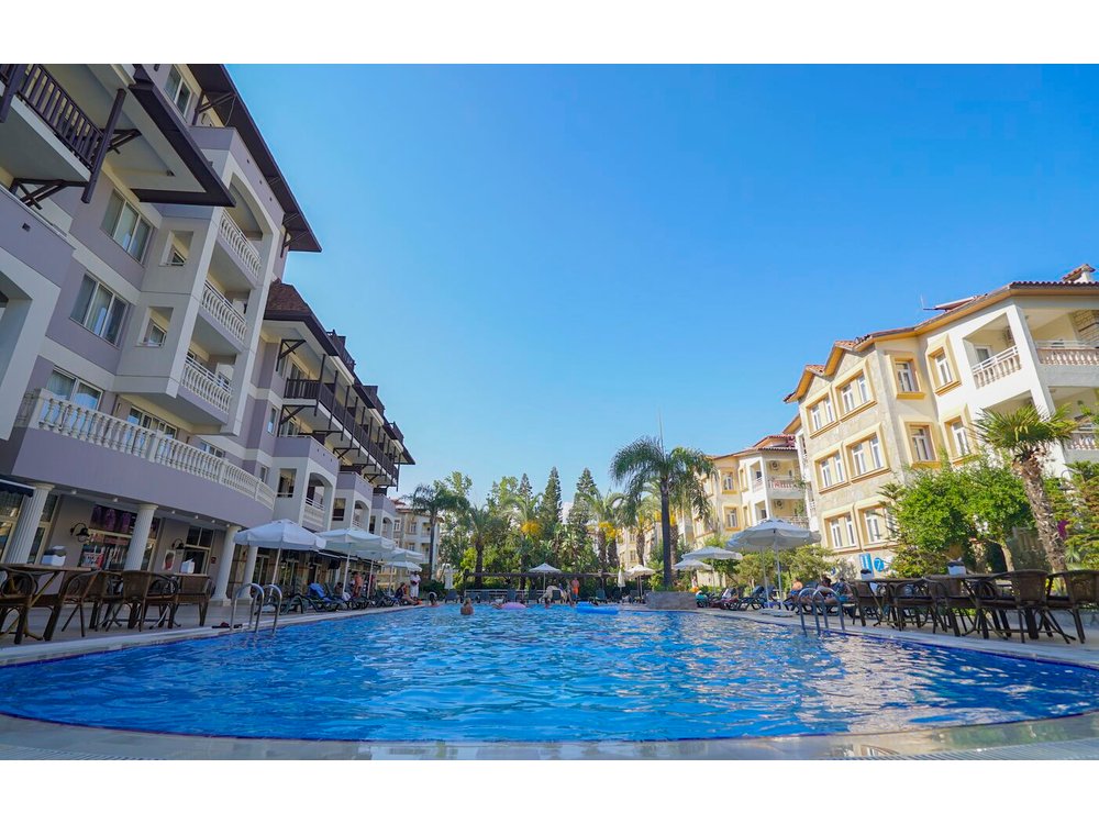 Side Village Family Suites