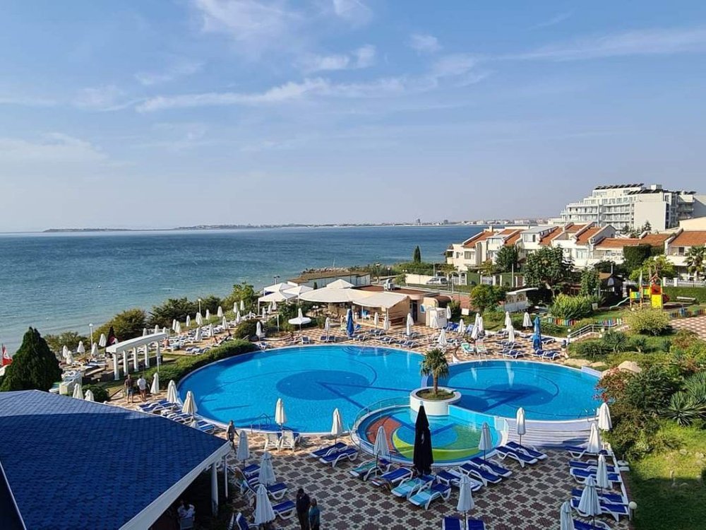 Sineva Beach
