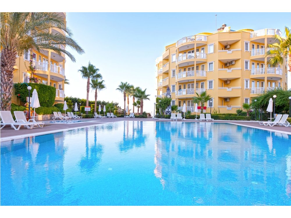 Club Paradiso Resort