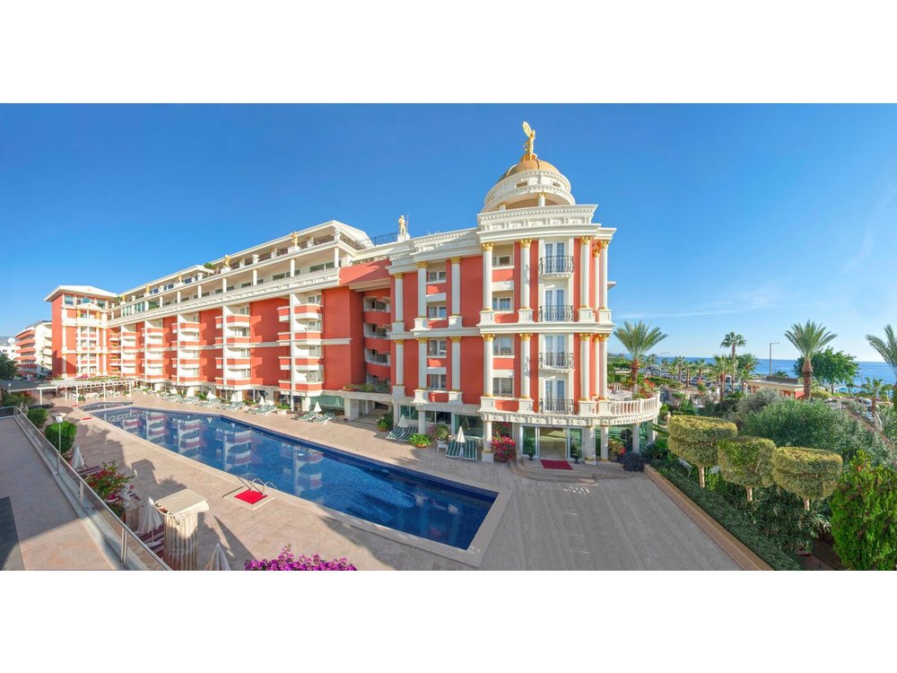 Antique Roman Palace - Adult Only (16+)