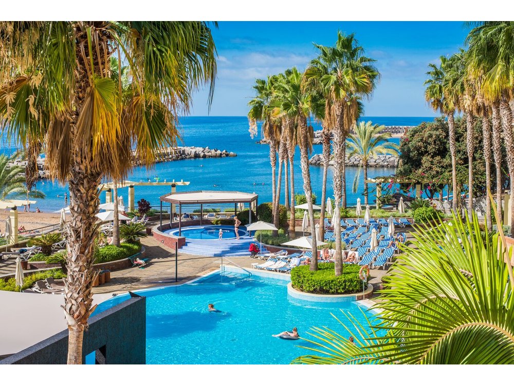 Calheta Beach Hotel