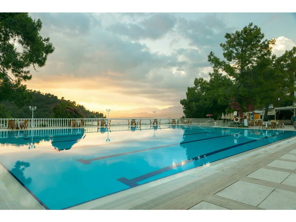 Club and Hotel Letoonia