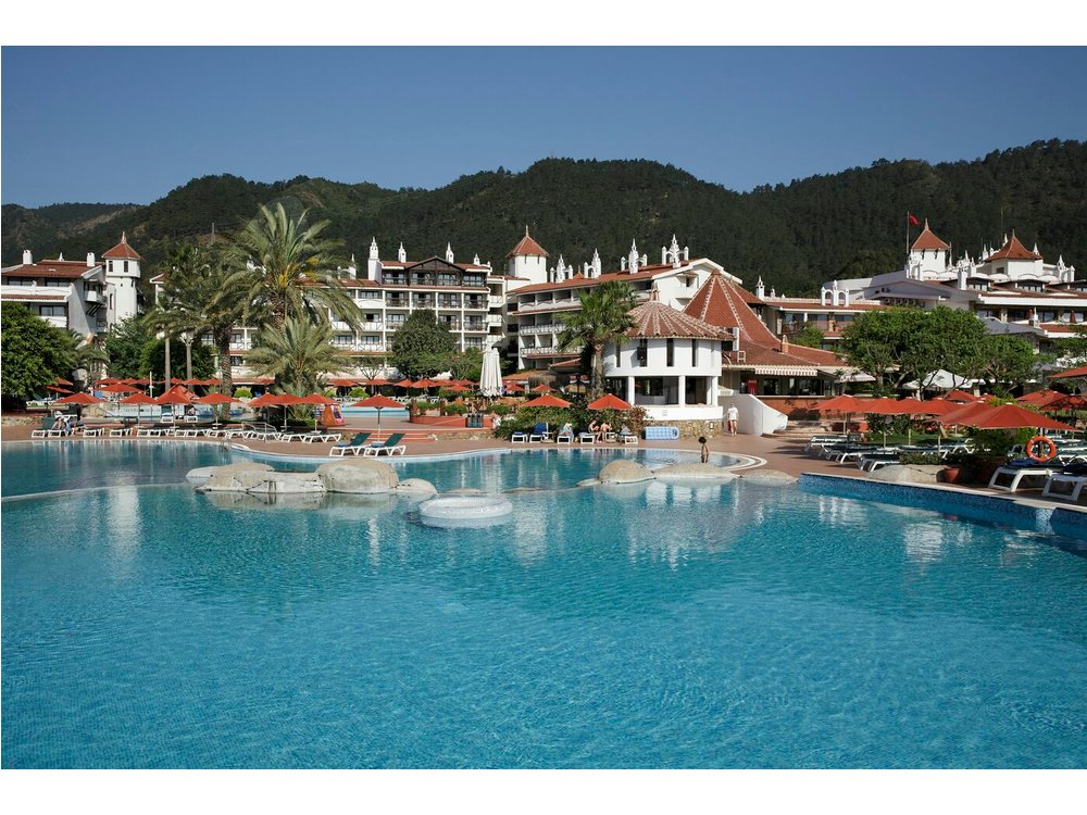 Marti Resort