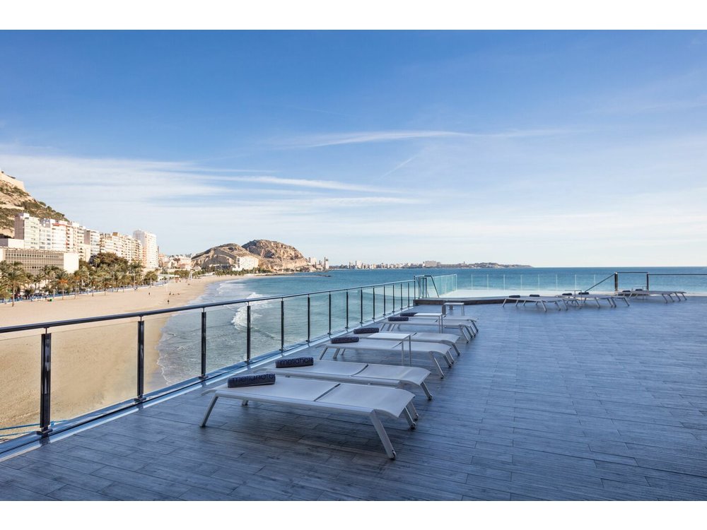 The Level at Melia Alicante - Adults Only