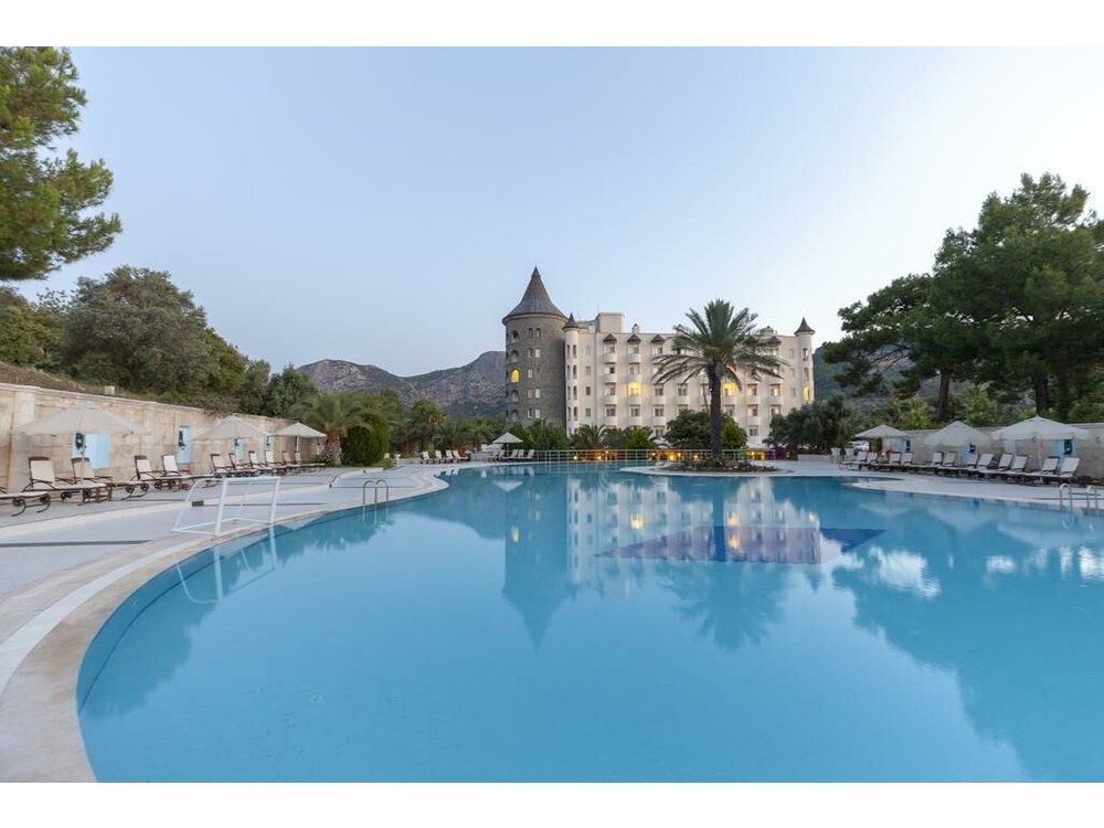 X Life Hotel - Adults Only (15+)