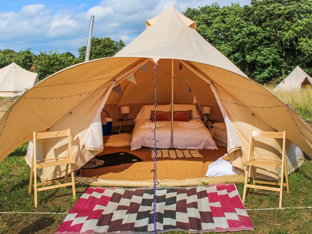 Gresham Hall Glamping - Poppy