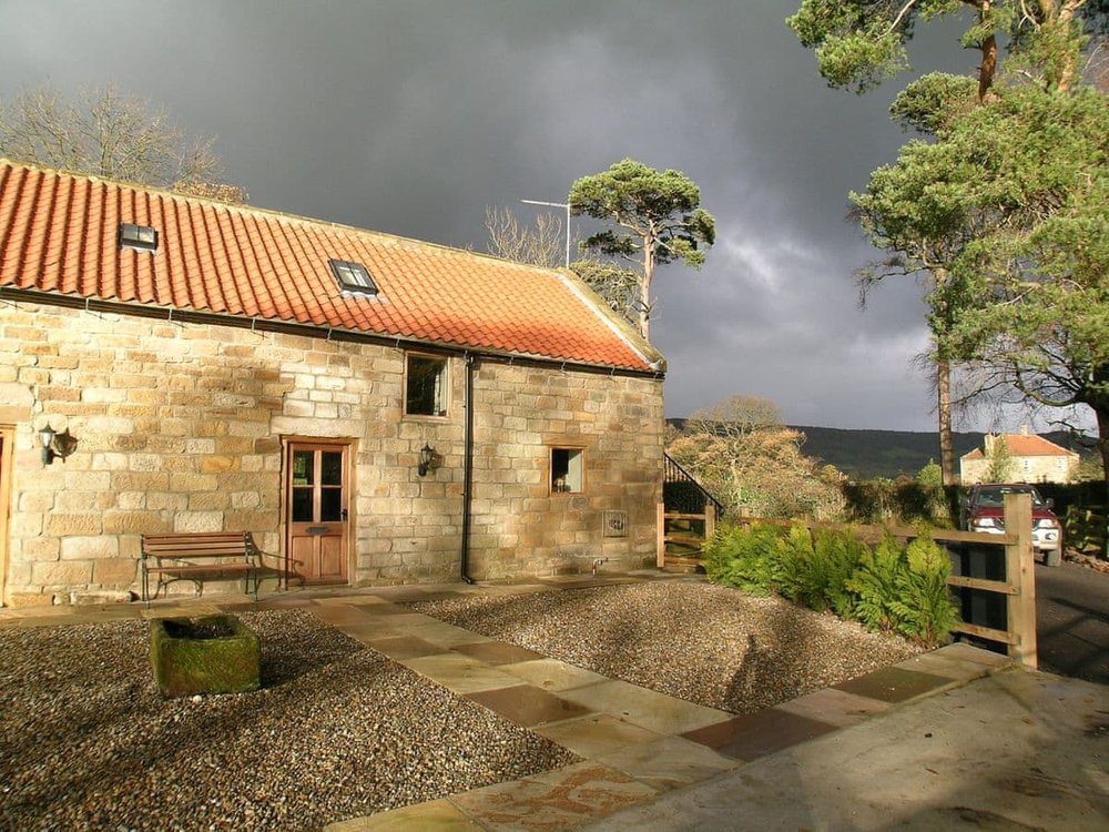 Newbiggin Hall Cottages - Granary Cottage