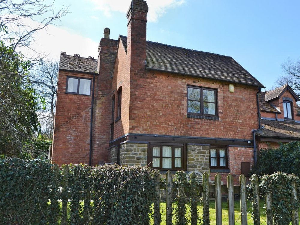 Goodmoor Cottages - Pear Tree Cottage