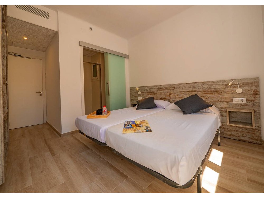 Holiday apartment in Roses from £38 per night