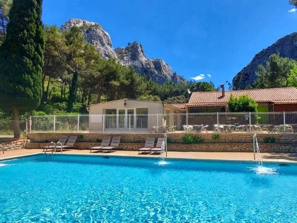 Camping in Orgon from £65 per night