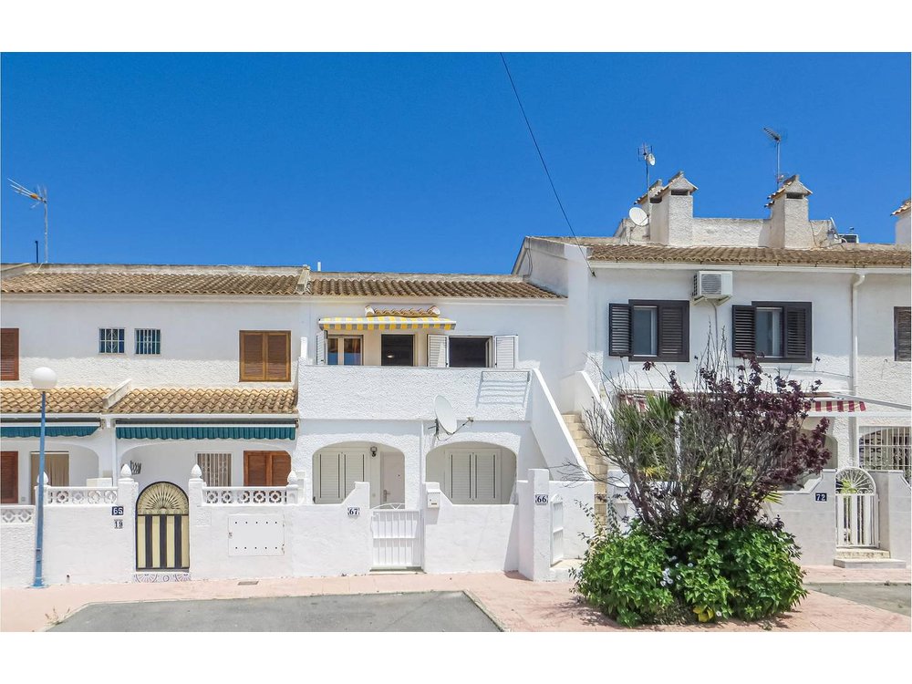 Holiday apartment in Torrevieja from £32 per night