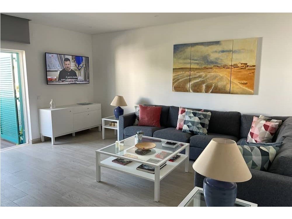 Holiday apartment in Alvor from £112 per night