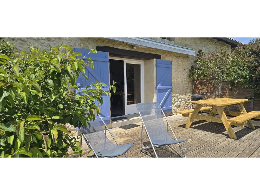 Holiday home in Gers from £49 per night