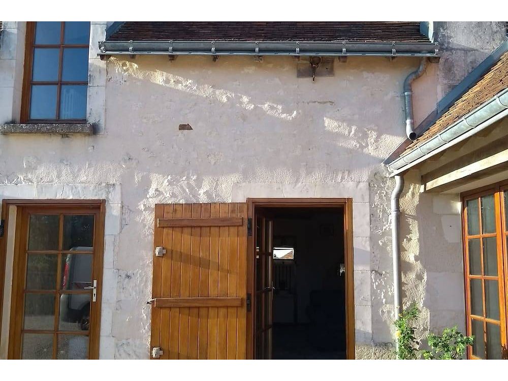 Holiday home in Charnizay from £52 per night
