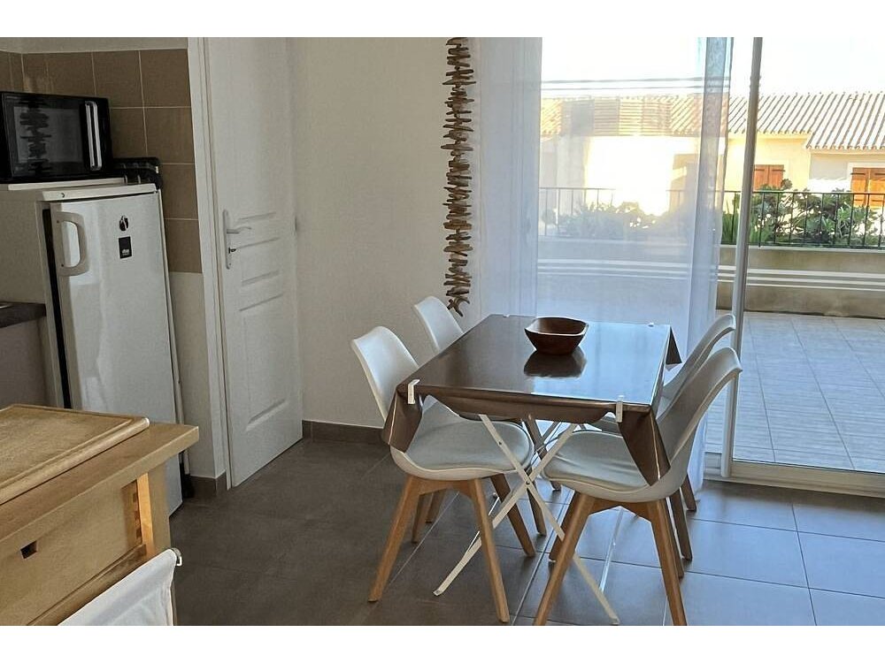 Holiday apartment in Algajola from £79 per night