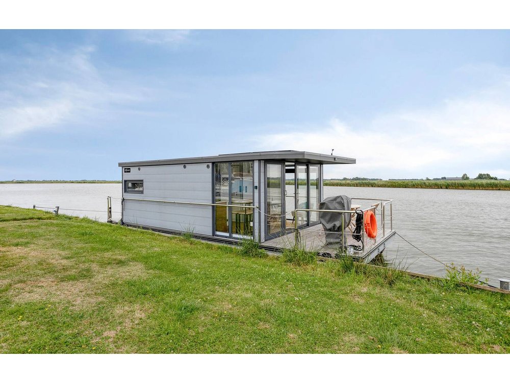 Boat in Dutch Coast from £78 per night