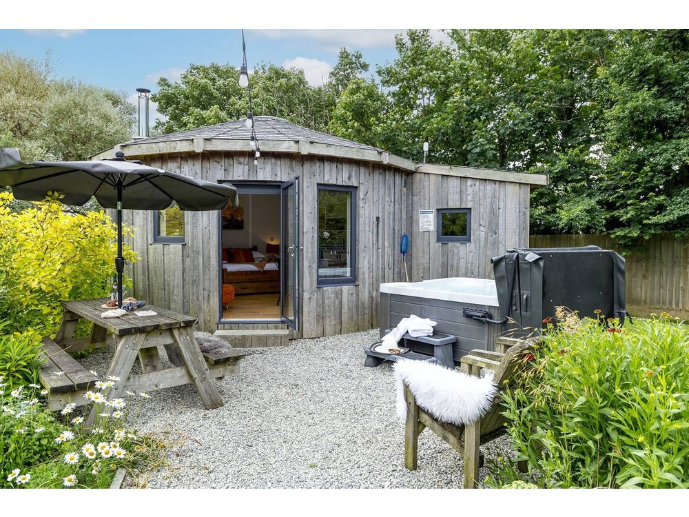 Holiday home in Cornwall from £117 per night