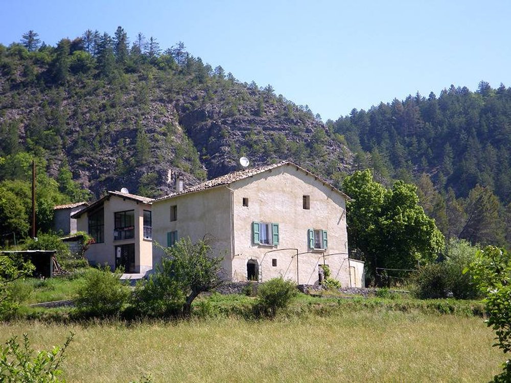 Holiday home in Provence from £43 per night