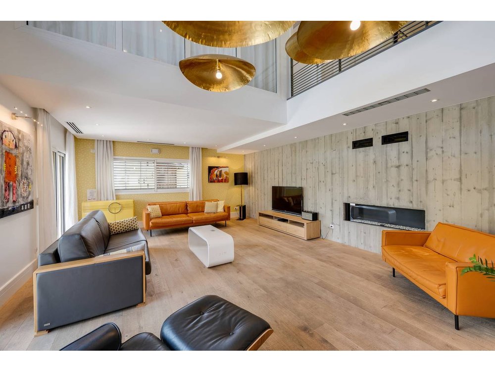 Holiday apartment in Rhone-Alps from £504 per night