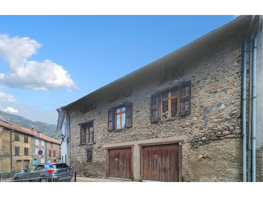 Holiday home in Ariège from £40 per night