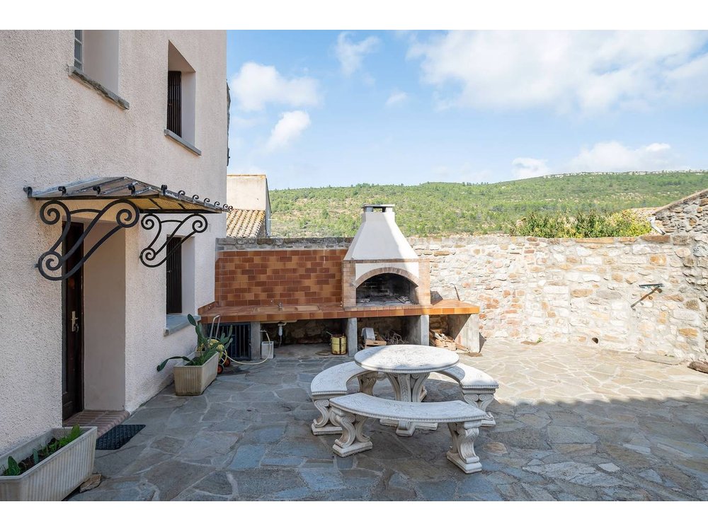 Holiday home in Aude from £48 per night