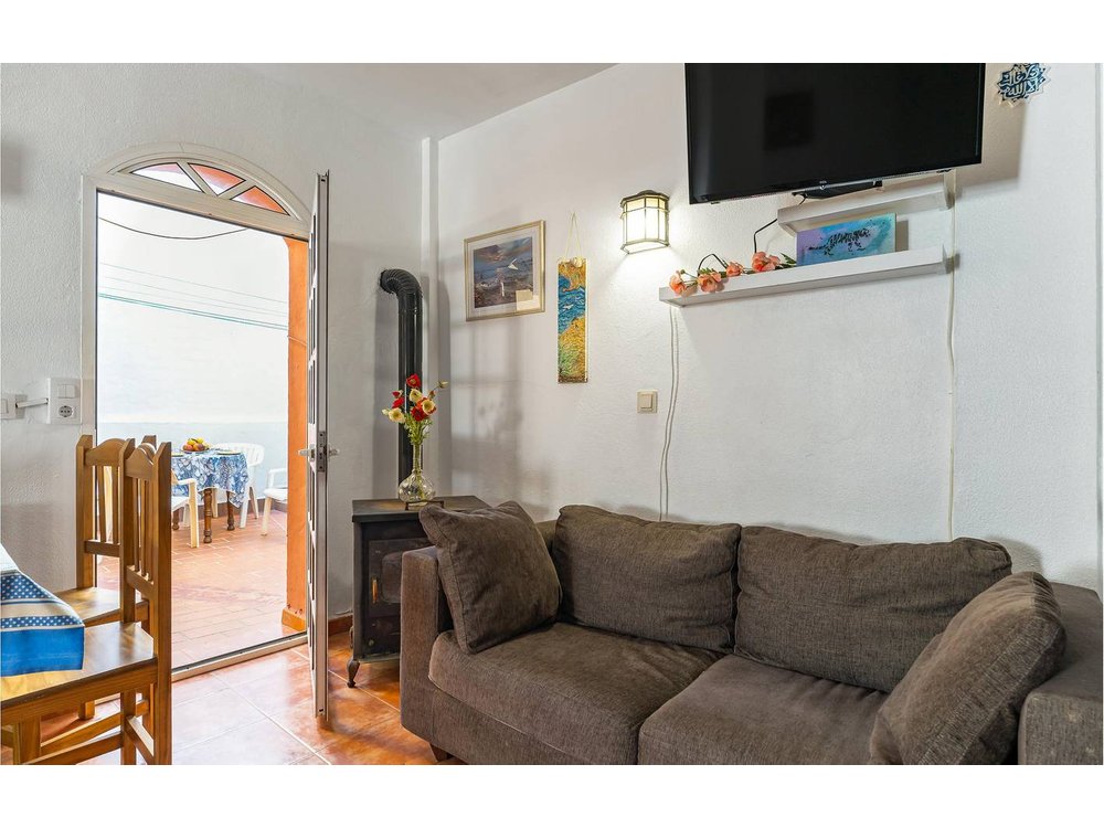 Holiday home in Tarifa from £49 per night