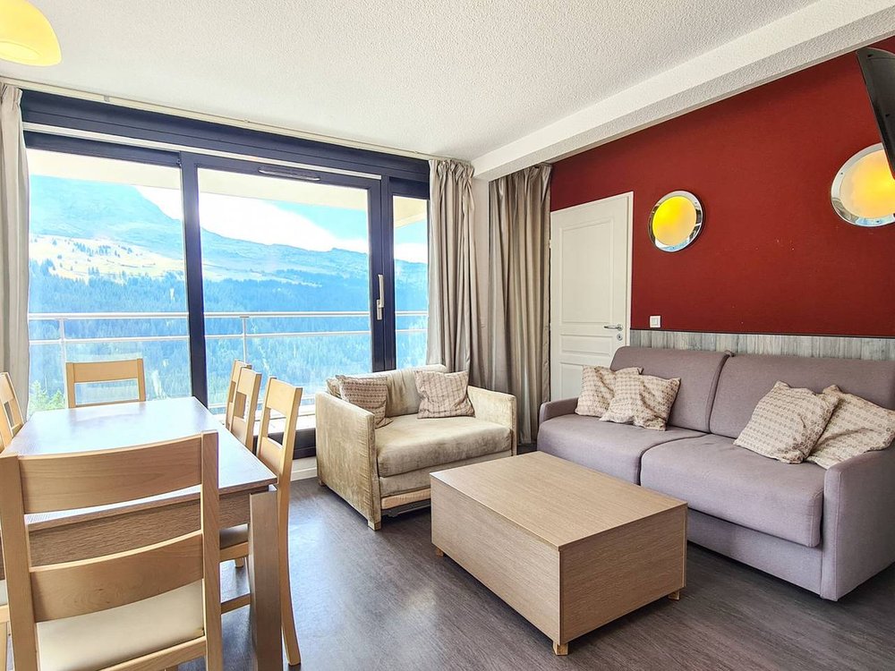 Holiday apartment in Rhone-Alps from £266 per night