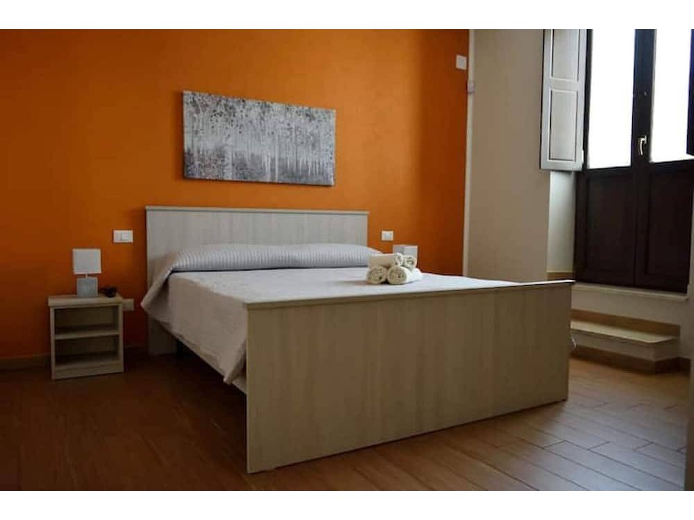 Holiday apartment in Syracuse from £50 per night