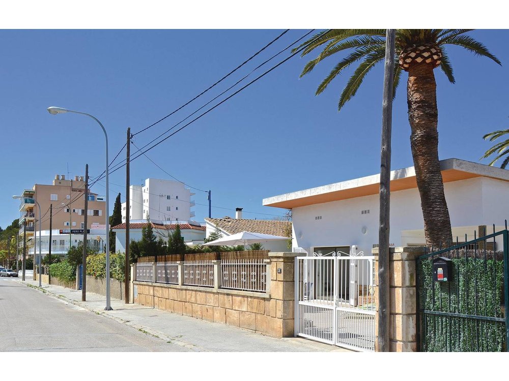 Holiday home in Palma from £103 per night