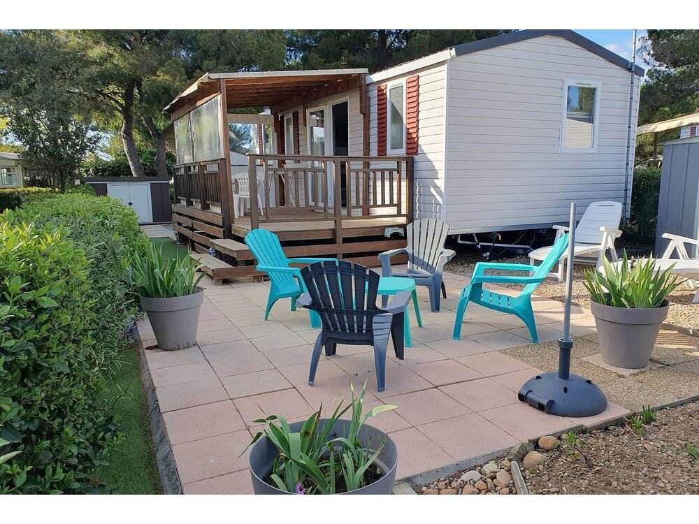Camping in Lattes from £67 per night