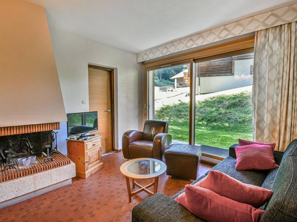 Holiday apartment in Les Gets from £182 per night