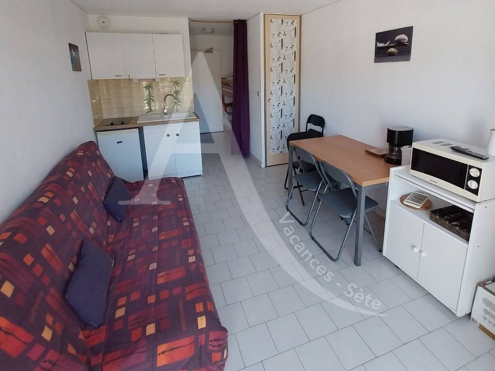 Holiday apartment in Sete from £34 per night