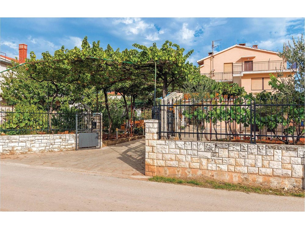 Holiday apartment in Galizana from £30 per night