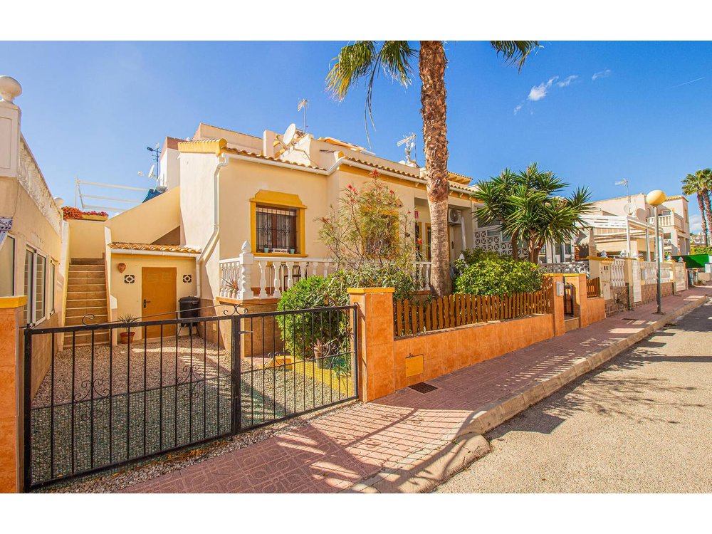 Holiday home in Orihuela from £42 per night