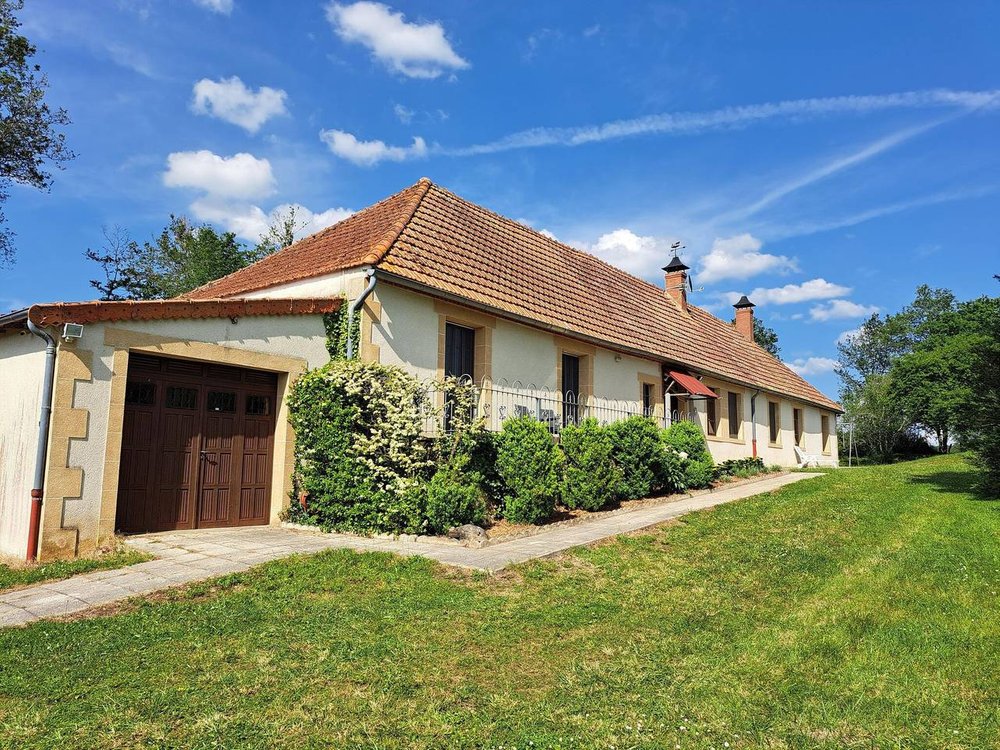 Holiday home in Allier from £46 per night