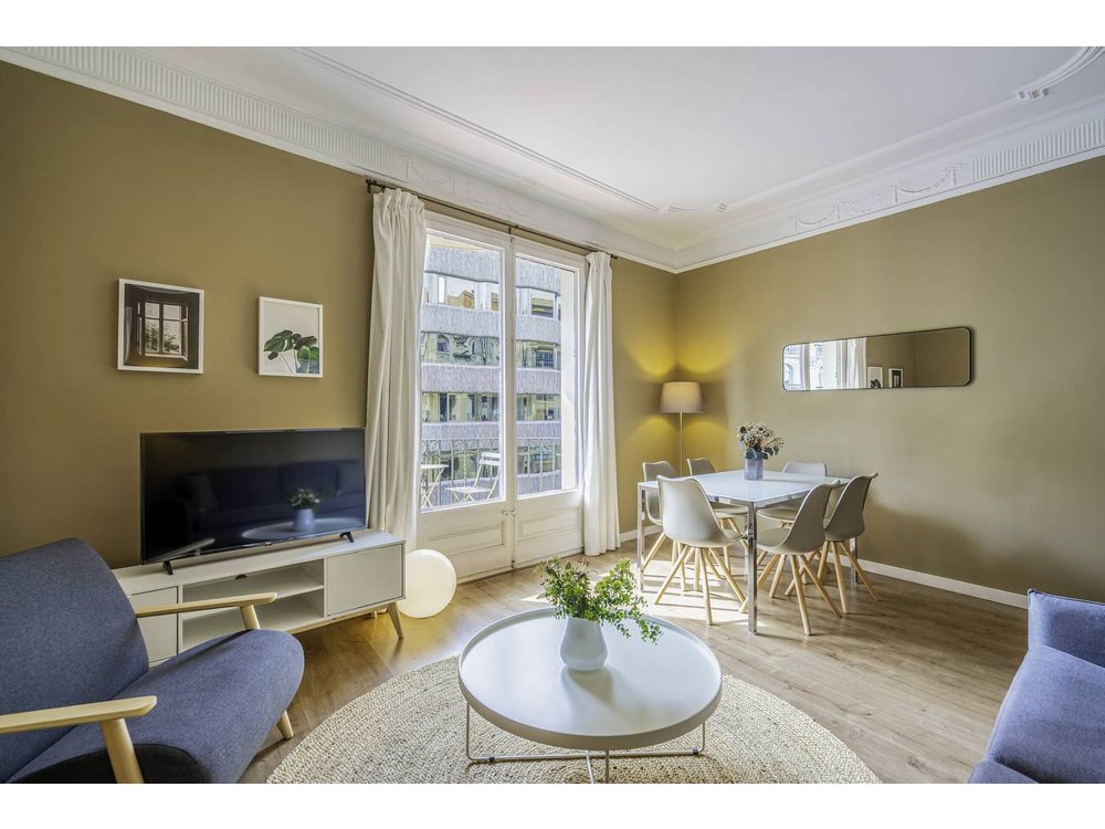Holiday apartment in Barcelona from £319 per night