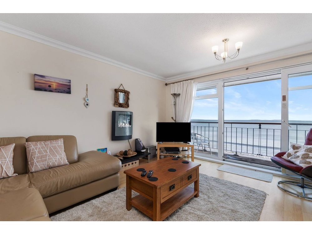 Holiday apartment in South-Wales from £125 per night
