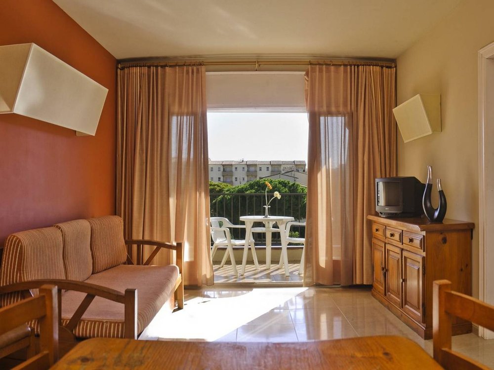 Holiday apartment in Estartit from £36 per night