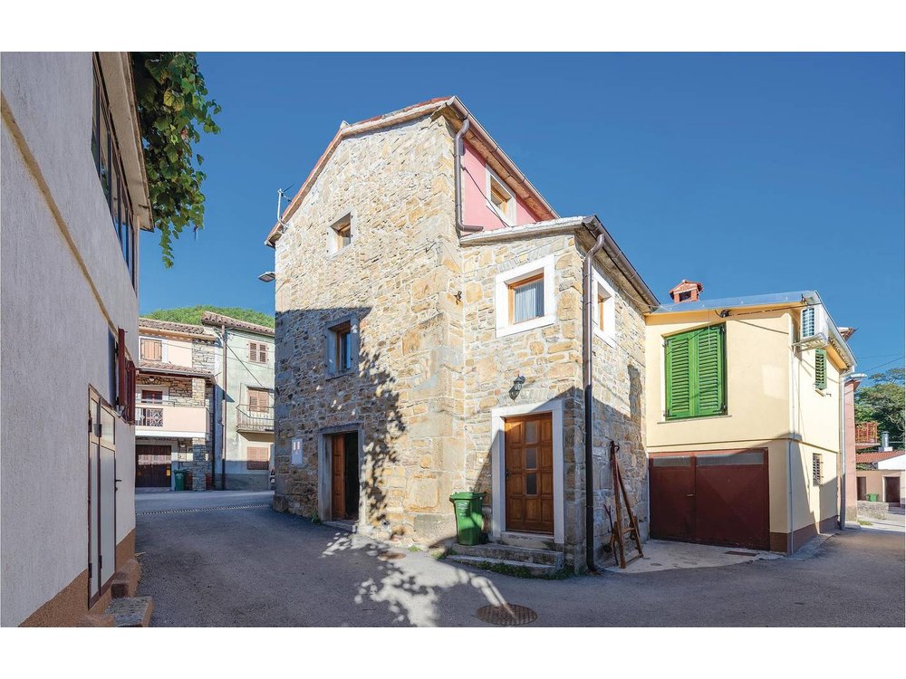 Holiday home in Buzet from £41 per night