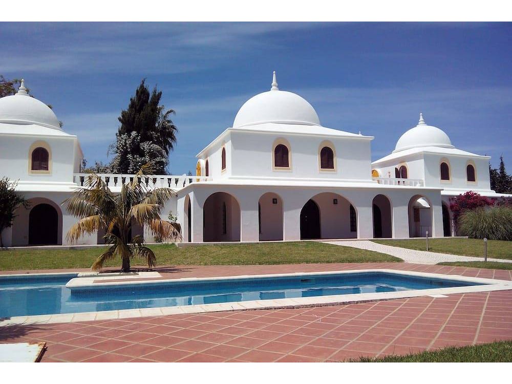 Holiday home in Lagoa from £596 per night